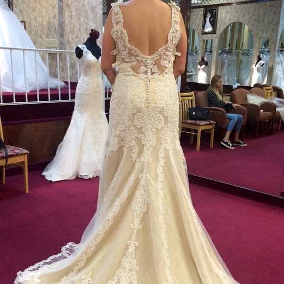 NWT Jacqueline Exclusive Wedding Gown - Picture 8 of 9